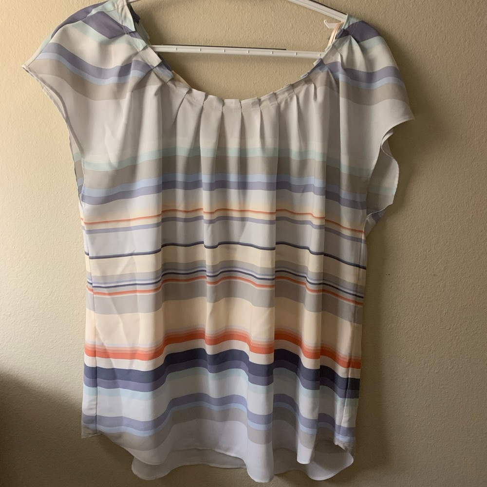 EUC Lauren Conrad Blouse